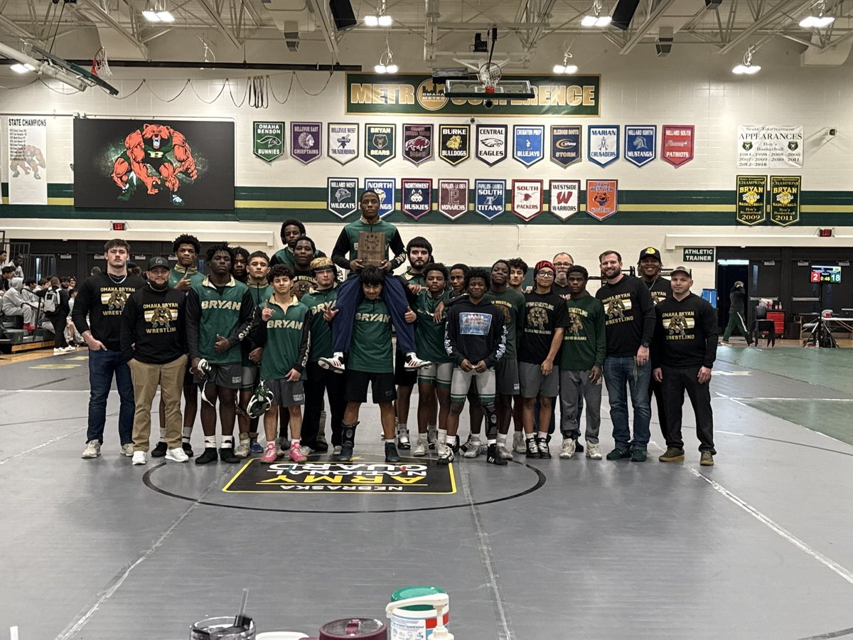 OPS_BearWrestle's tweet photo. Bears were #AllGasNoBreaks today! Going 5-0 and winning the OPS Duals Tournament for the 3rd straight year! #GOBEARS https://t.co/ELrmXD9dRE