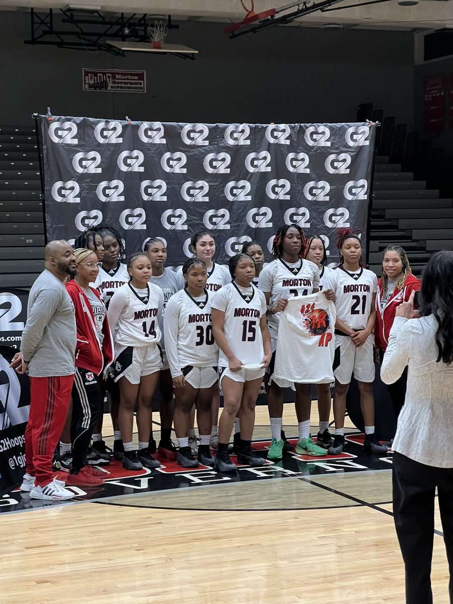 morton_hammond's tweet image. @kylahpatterson1 passed 1000 points today vs Chicago Whitney Young at the @G2Hoops Mac Jelks Invitational. Sophomore class of 2027 Kylah ‘KP’ Patterson is only getting started! Way to go KP! 🎩🏀 @mortonladygovs @MortonHighGovs @SCHK12