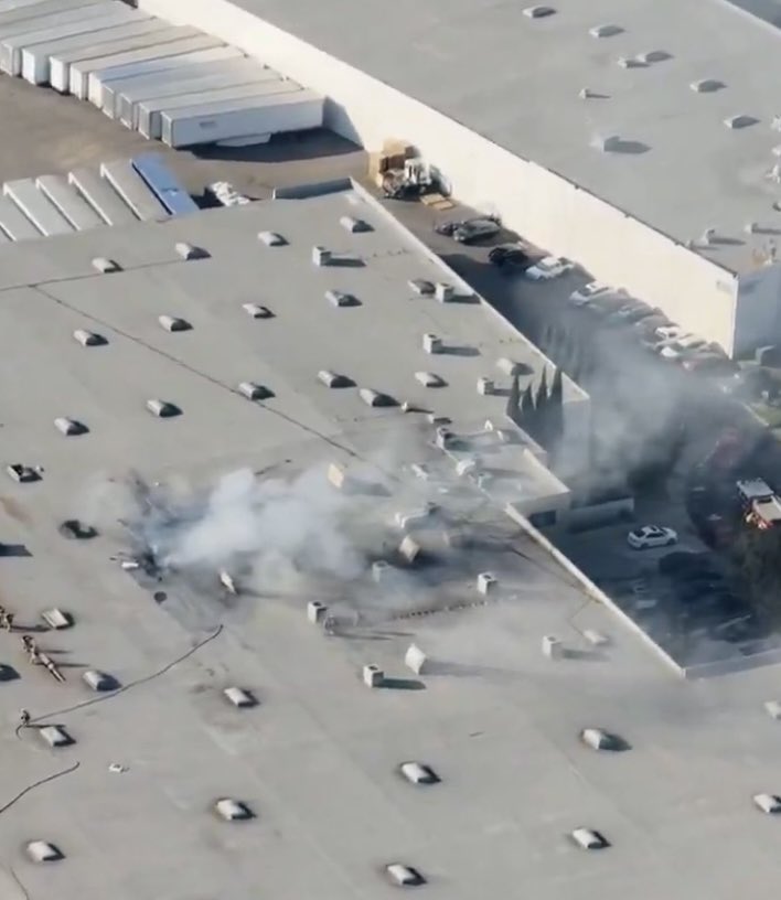 🚨BREAKING: A PLANE JUST CRASHED INTO A WAREHOUSE IN CALIFORNIA ⚠️

This is exactly what I was afraid of. People are not prepared for what is coming in 2025.