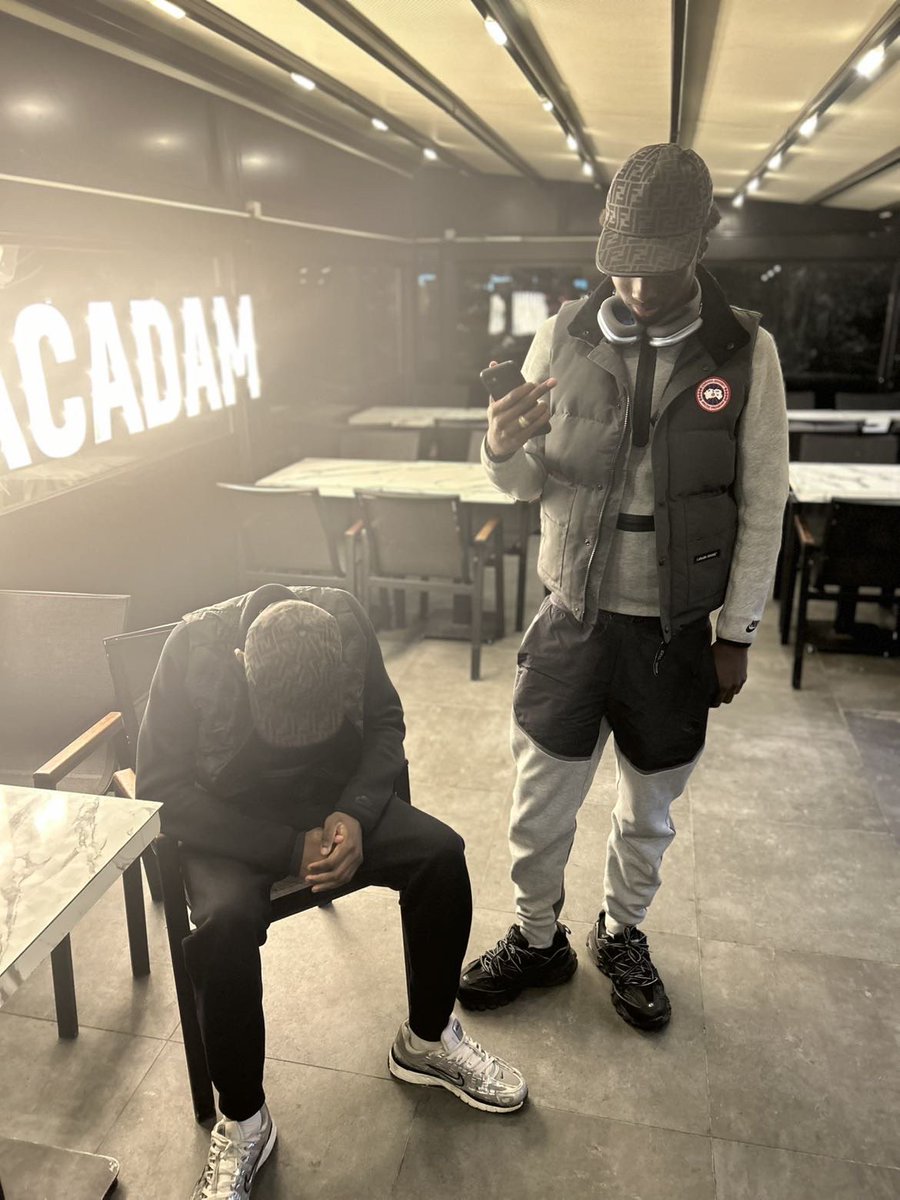 oranginafn tweet media