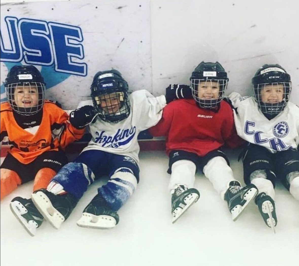 2025 Velocity Summer Mite Skills and Fundamentals Clinics are here!🔥🥅

Great clinics available for both girls and boys ages 4 to 10. 

For more information visit the website in our bio.

#hockeydevelopment #hockeytraining #youthhockey #youthhockeylife #summerhockey