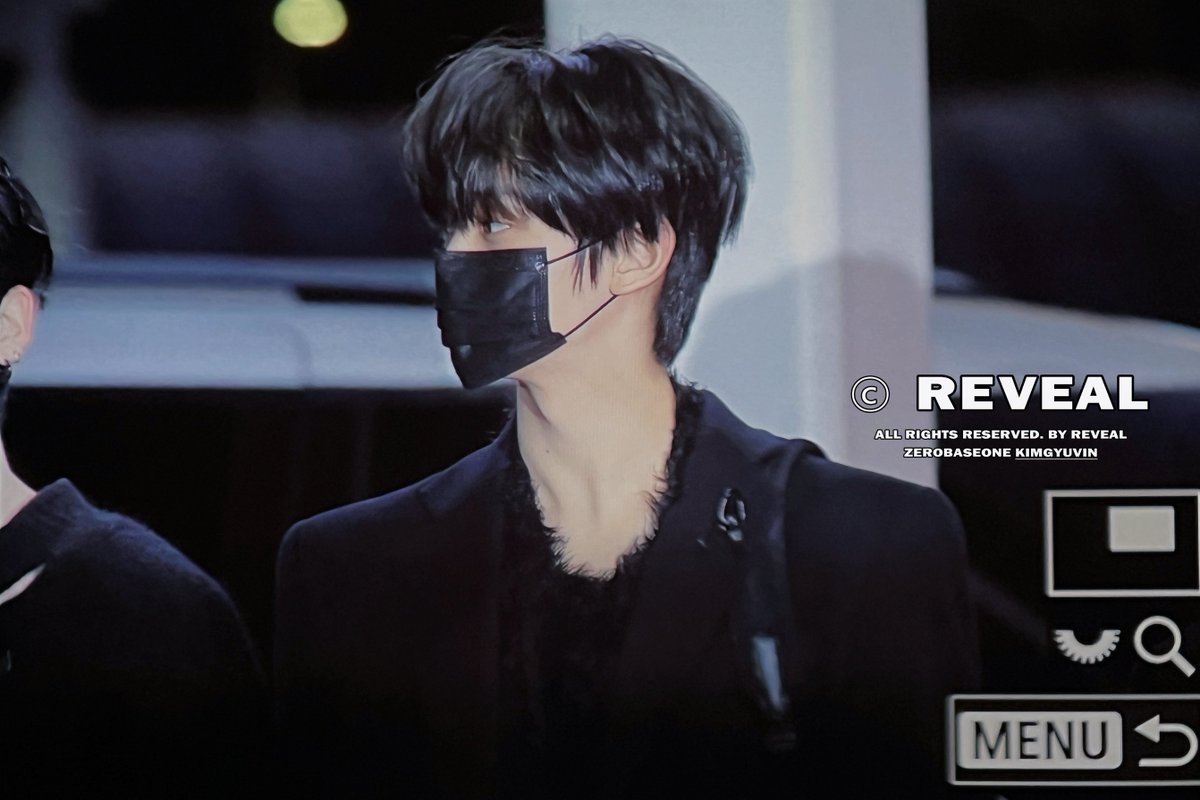 250103 
 
#김규빈 #KIMGYUVIN #キムギュビン #ギュビン #金奎彬 #제로베이스원 #ZEROBASEONE #ZB1