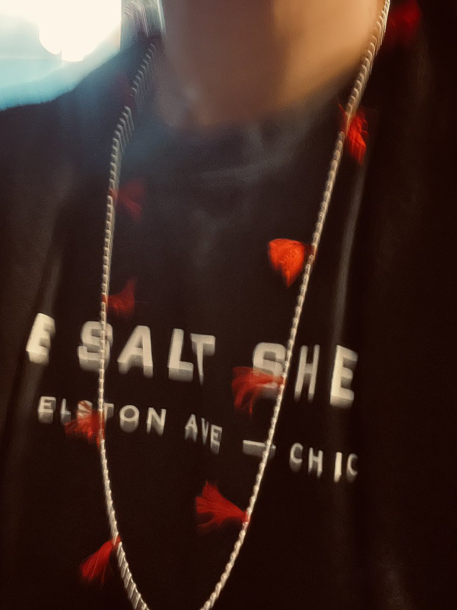 shaulee's tweet photo. Starting my year with something round, red and wise.  #NewYear #2025 #CHAIN #Duolingo #Committed https://t.co/f7UpIucAIn