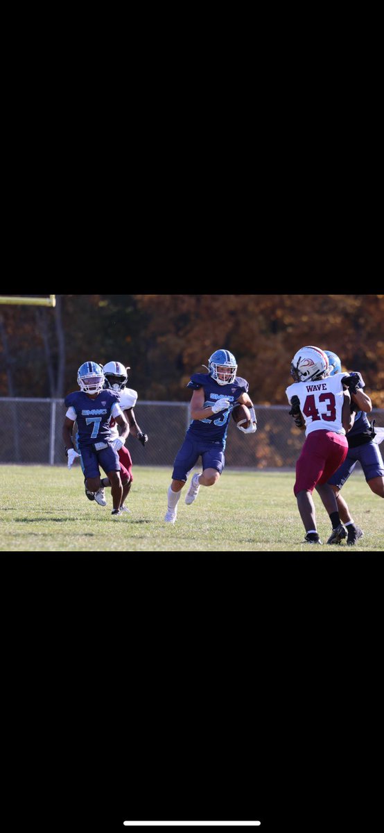 Millikan Football 🐏 tweet media