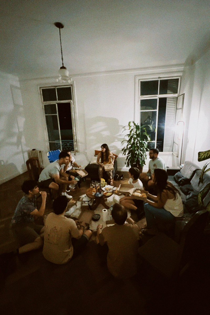 fbaldi_'s tweet photo. Reencuentro de amigos de la UNC.
Todos cambiados, pero los mismos de siempre. https://t.co/KLn6OuTU6w