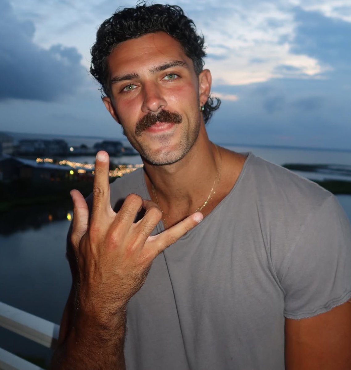 𝙅𝘼𝙔. tweet media