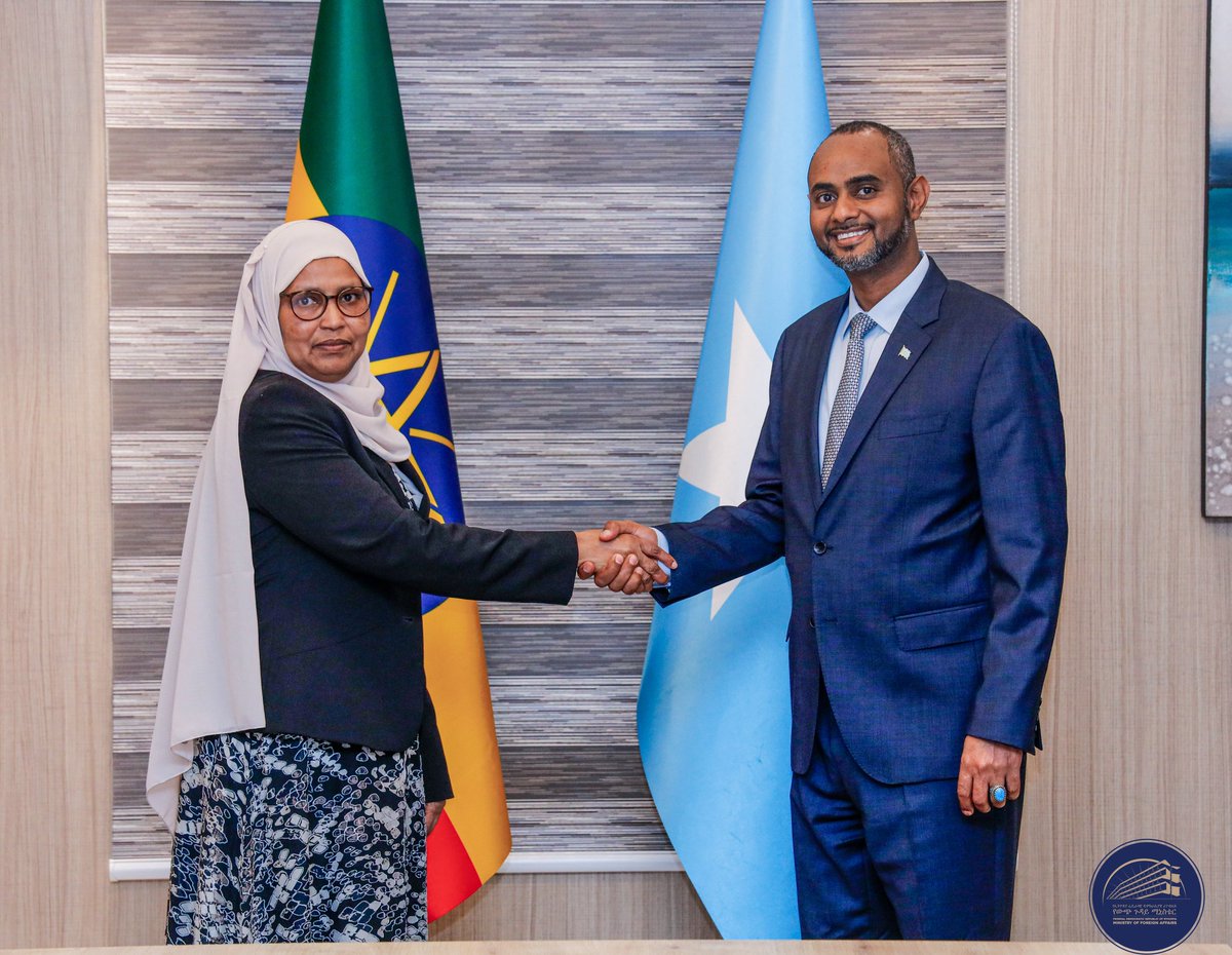 MFAEthiopia's tweet photo. A high-level Ethiopian delegation led by Minister of Defense, H.E. Engineer Aisha Mohammed has made an official working visit to #Somalia. The two countries have agreed to collaborate on the #AUSSOM mission and strengthen bilateral relations. https://t.co/eUex8P5IwR