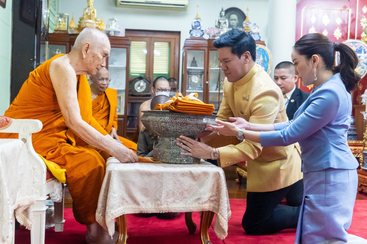 ingshin's tweet image. เข้าเฝ้าถวายเครื่องสักการะสมเด็จพระอริยวงศาคตญาณ สมเด็จพระสังฆราช สกลมหาสังฆปริณายก และสมเด็จพระมหาวีรวงศ์ เนื่องในโอกาสวันขึ้นปีใหม่ พุทธศักราช 2568