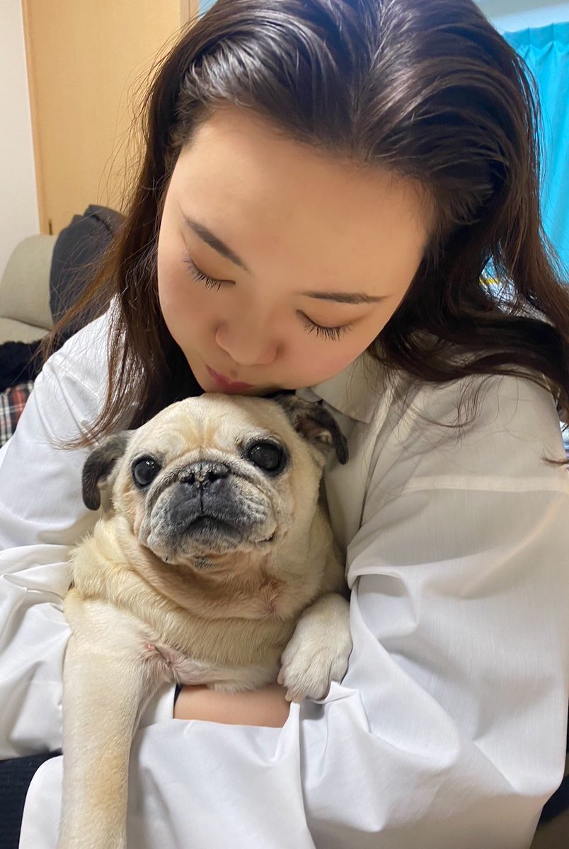 HarumiMaed's tweet photo. 日本楽しかったな✨
帰国前にレミゼラブルも観劇できて、友達がキラキラ輝いてる姿にパワーもらえました！私もロンドンで頑張るぞー！

ロンドンでもレミゼ観たいって思って、チケット調べてみたらホリデーだからめっちゃチケット代高くてしばらくはお預けかなぁ🥲 https://t.co/l8liDE5fuX