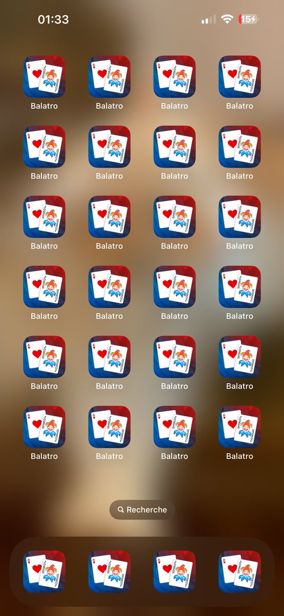 jussetain's tweet image. What’s in my phone challenge