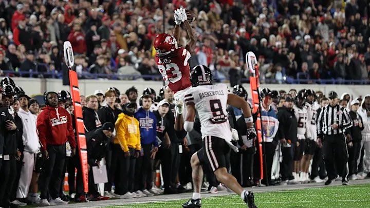 A source tells <a href="/CBSSports/">CBS Sports</a>/<a href="/247sports/">247Sports</a> that Arkansas wide receiver transfer Dazmin James, the breakout star of Arkansas’ bowl win over Texas Tech, has locked in several visits:

— Purdue (Jan. 3)
— Oklahoma State (Jan. 4)
— Utah (Jan. 5)
— Mississippi State (Jan. 6)
— Cal (Jan. 8)