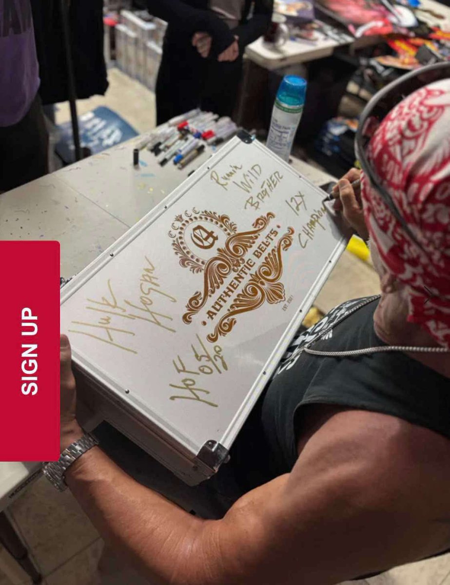 RonnieBmore's tweet photo. @HulkHogan did you really take a $4000 gift you were given by a poor man, sign it, and post it for $6000 on your site? https://t.co/HjqBbK3iJ2
