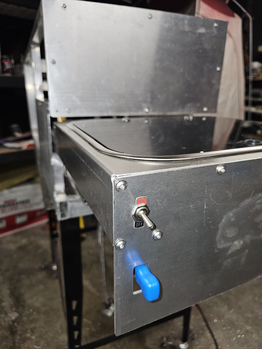 Clinton - Our Cyber Weekend tweet media