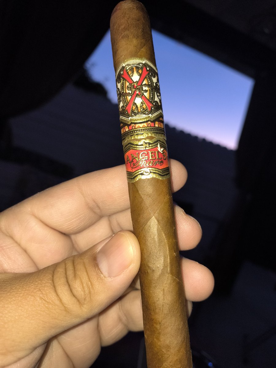 PuffSmokeNAsh's tweet photo. In the #BackyardLounge with a Huge Victory Cigar โ๏ธ โ๏ธ โ๏ธ โ๏ธ โ๏ธ โ๏ธ โ๏ธ โ๏ธ โ๏ธ โ๏ธ โ๏ธ โ๏ธ โ๏ธ โ๏ธ โ๏ธ โ๏ธ #IrishWin ๐ฅ up this #VictoryCigar @AFuenteCigars Opus X Destino Siglo Angels Share Reserva De' Chateau 7x48 Full Body Dominican Puro ๐ช๐ ๐ฏ๐ฅ๐ฏ๐ฅ๐ฏ๐ฅ๐ฏ๐ฅ๐ฏ๐ฅ๐ฏ๐ฅ๐ฏ๐ฅ๐ฏ๐ฅ๐ฏ๐ฅ๐ฏ๐ฅ๐ฏ https://t.co/1zOJOeb9PF