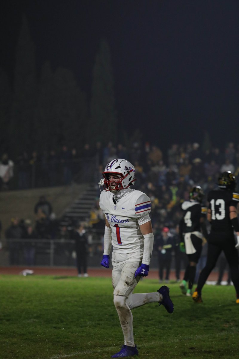 BrodyBreen's tweet image. 26' SS/LB/NB 6'1 190 💍4-AA CIF State Champions
✅ First-Team All League
@SVHS_FB
Varsity Season hudl.com/v/2RLhe9
@KTPrepElite @BrandonHuffman @ttherzog @PGregorian @JReyes_NP