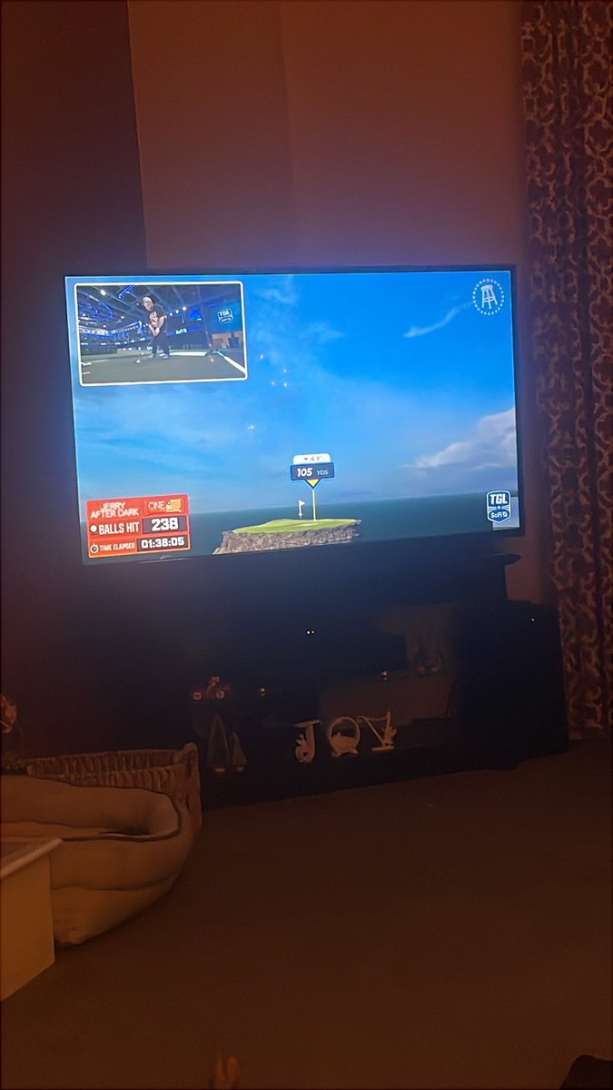 I will not turn off my tv until <a href="/Jerrythekid21/">Jersey Jerry</a> hits this hole in one