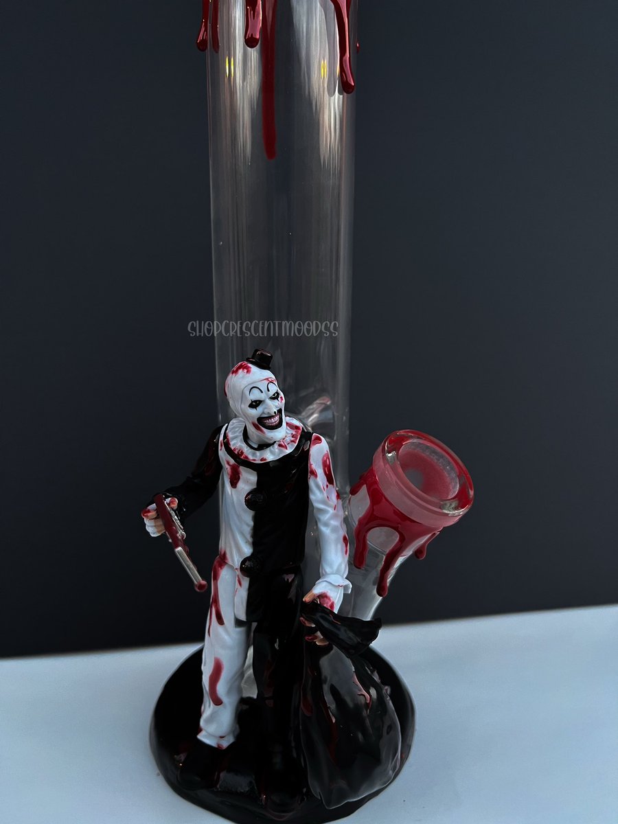 shopcrescentmoods tweet media