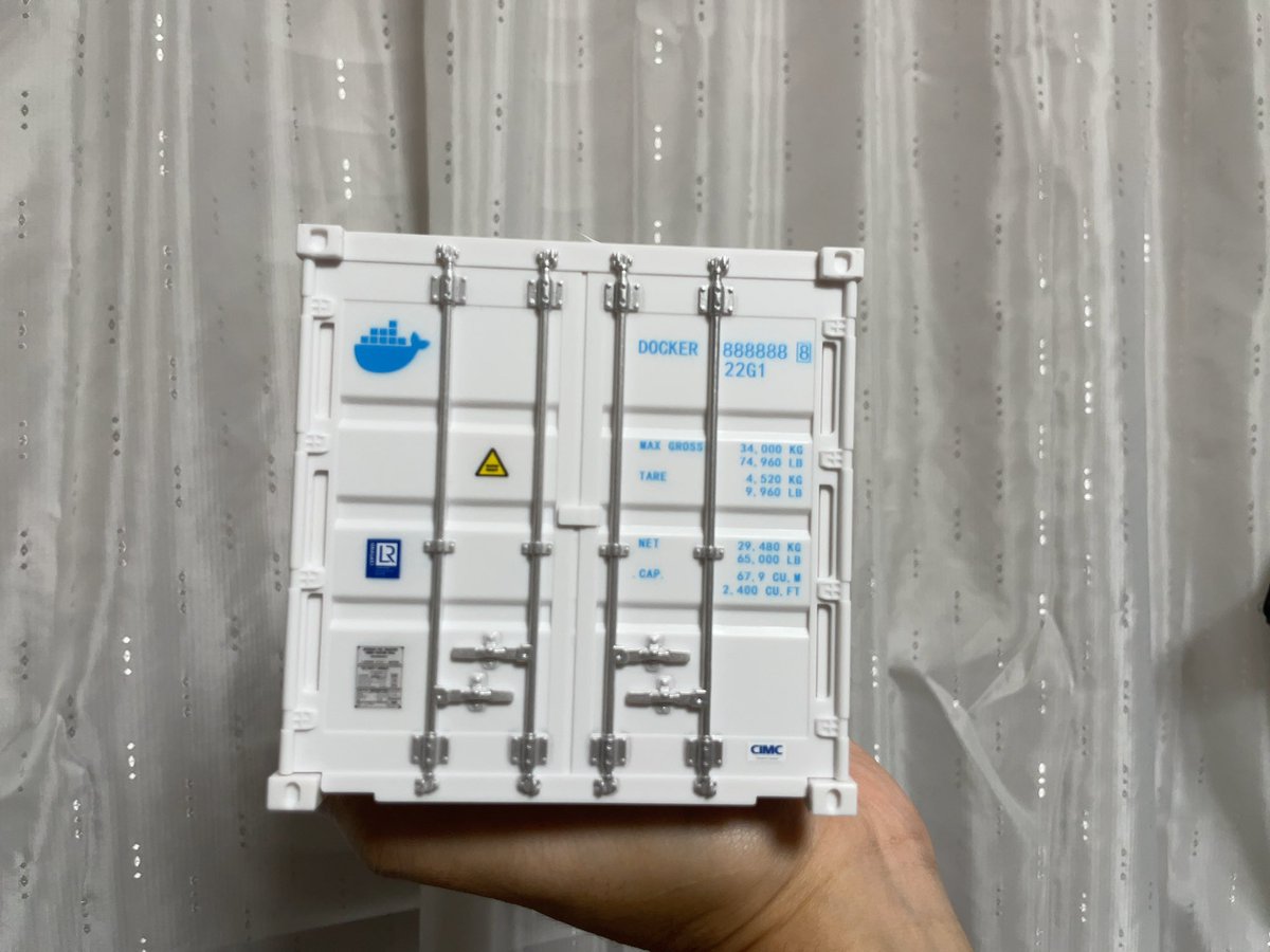 cronos_sv's tweet photo. ついに我が家にもdockerコンテナが！ https://t.co/DjCqlF21GQ