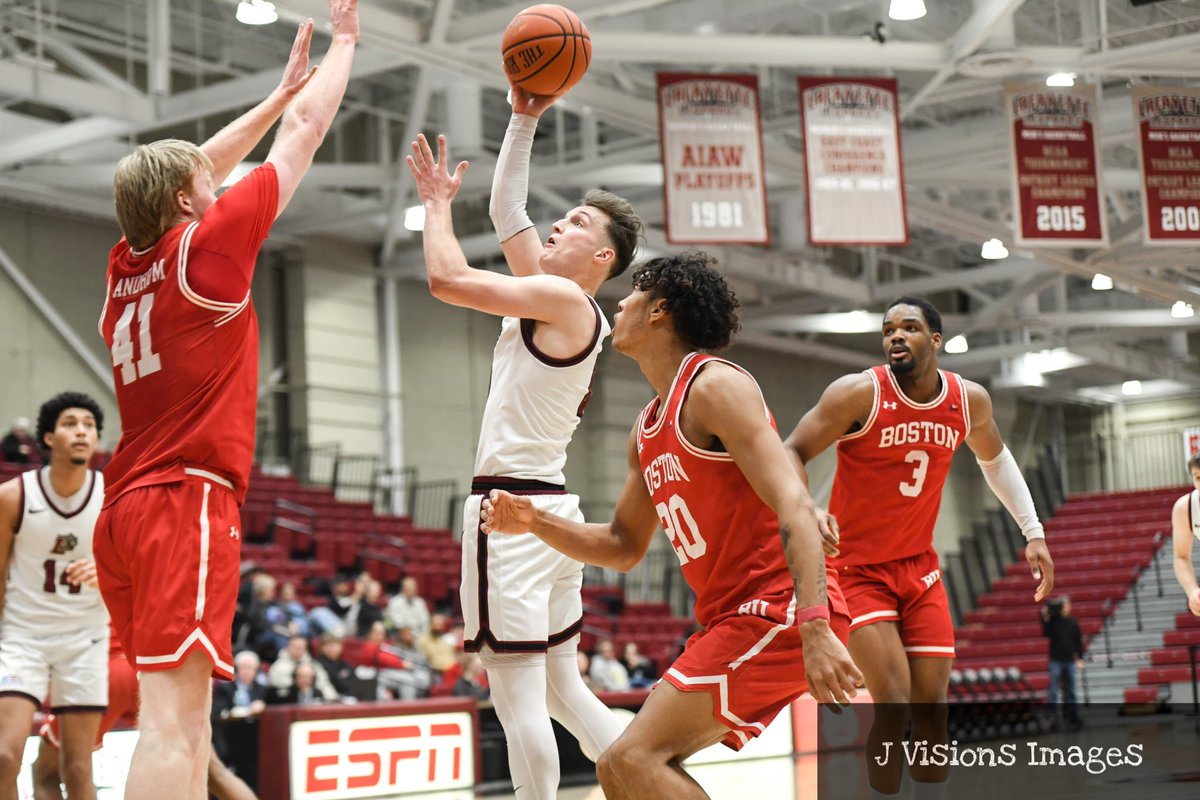 Photo_JohnJones's tweet photo. Lafayette College defeats Boston University in Patriots League men’s basketball action in Easton, PA
@GoLeopards @LafayetteMBB #pahoops #njhoops @PatriotLeague https://t.co/5d2gvqDNkZ