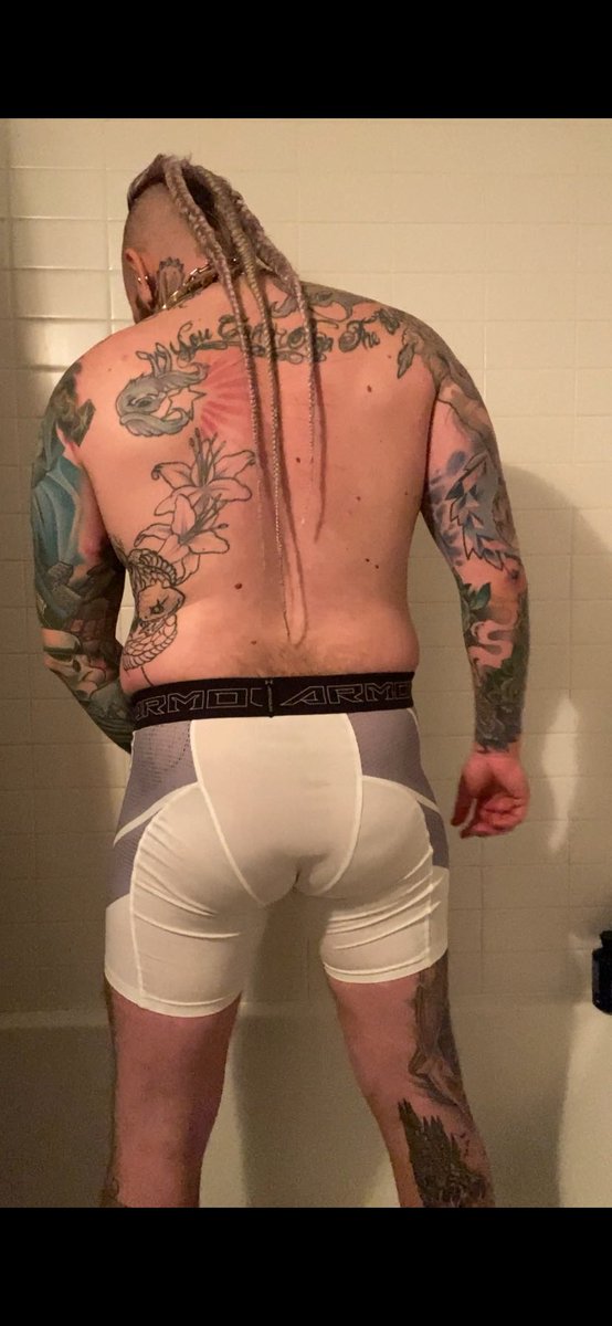 SteakNeptune's tweet photo. Making a mess in @domisadog  UA shorts 😈💦💦💦 https://t.co/DEqBHokSOa