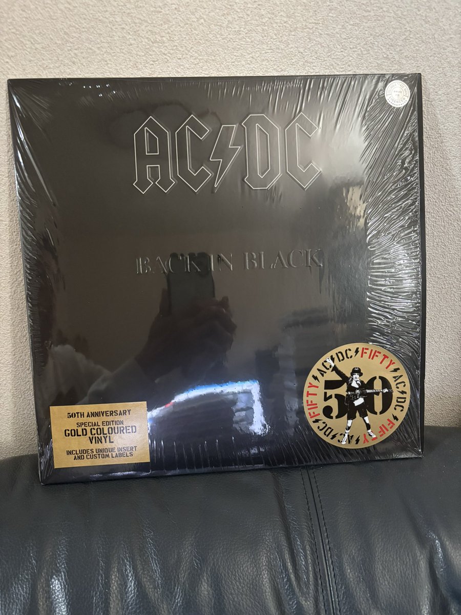 ずっとレコードで買い直したかった1枚 AC/DC 『Back in black』80年代