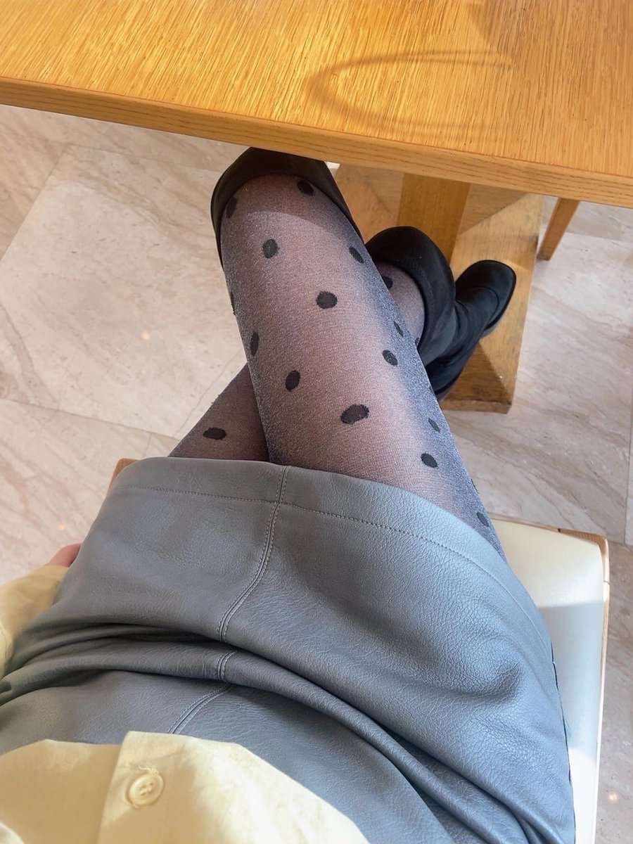 사랑이란 바로 이런 거야, 흩어졌다가 다시 모이는 거야!3번 강의실에서 수업을 듣거나, 4번 강의실에서 수업을 듣습니다.하지만 내 안에 네가 있고 네 안에 내가 있어.필기장에 적어둔 내용을 공유해줄수도 있고 오늘 시험문제를 공유해줄수도 있다.