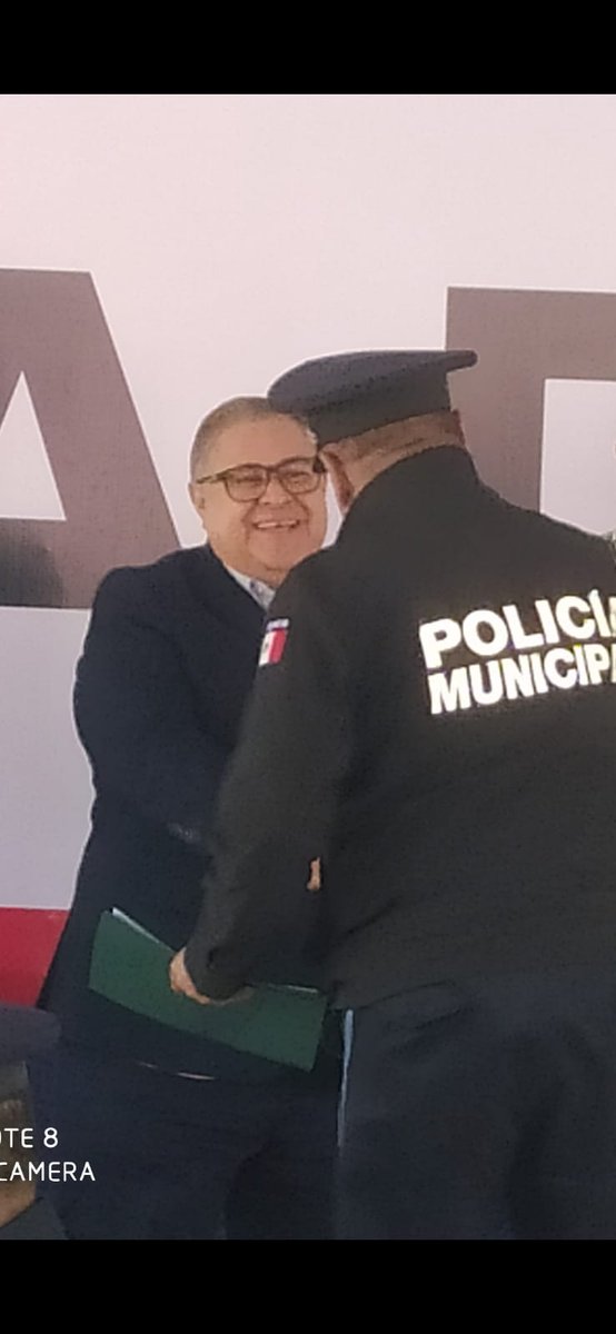 El mayor reconocimiento a las y los policías en la celebración de su día; gracias por la gran labor que diariamente desarrollan para salvaguardar a la ciudadanía y su patrimonio!
Muchas felicidades 🙌!#Torreon <a href="/DSPMTorreon/">Dirección de Seguridad Pública de Torreón</a>