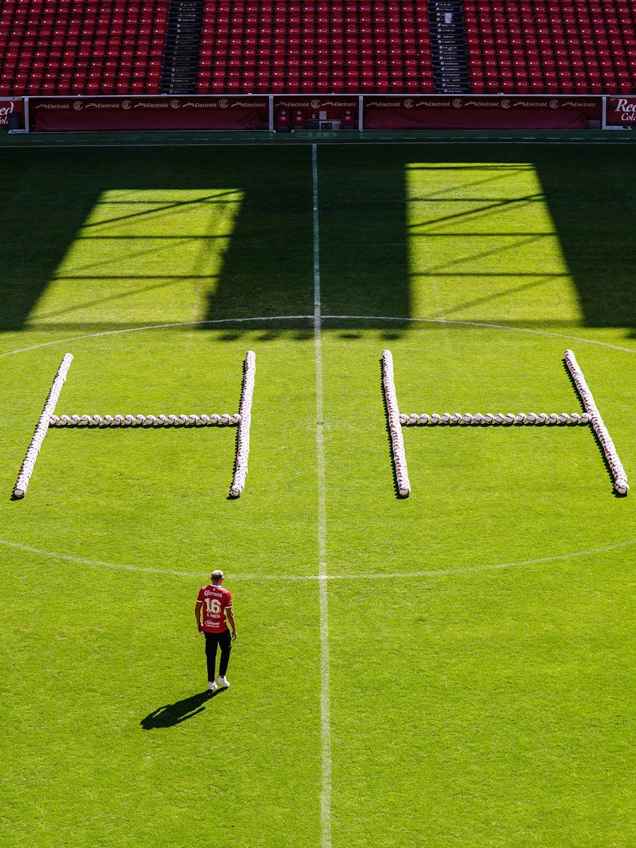 Las primeras 📸 de <a href="/HHerreramex/">Héctor Herrera</a> 🤘🏻🤘🏻 en su nueva casa 🏟️