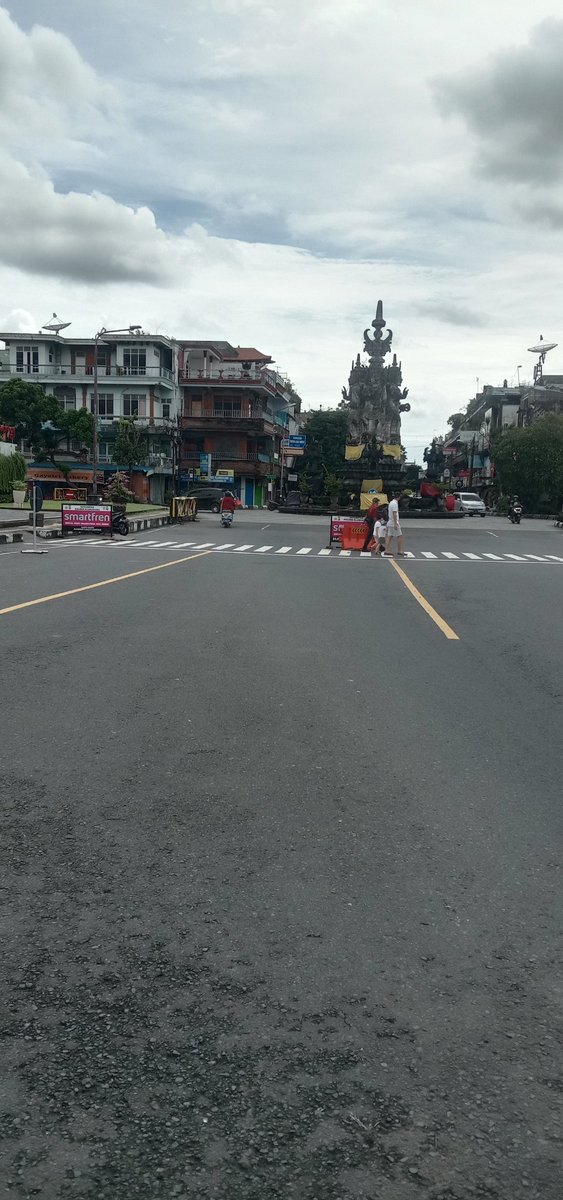 YanNik85589016's tweet photo. Ada yng di sini https://t.co/UzeWsEJzOP