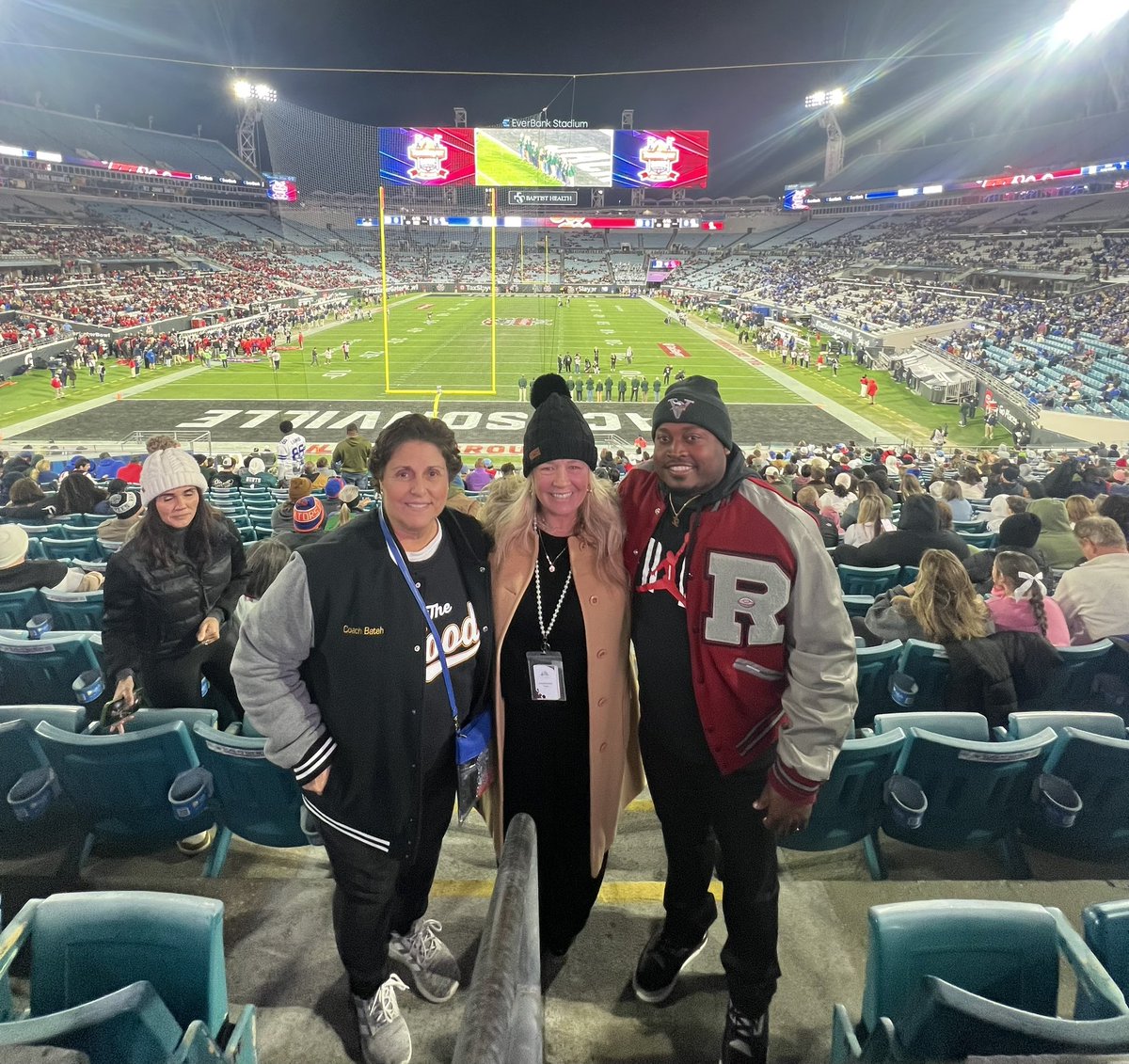 We are very proud of two <a href="/DuvalSchools/">DCPS</a> Coaches for winning this year’s <a href="/taxslayerbowl/">TaxSlayer Gator Bowl</a> Touchdown for Teachers Award
⭐️Coach Mas <a href="/rainesfootball/">Raines High School Football</a> 
⭐️Coach Bateh <a href="/Rams_Sports/">Englewood Athletics</a> 
Both coaches were presented with $1000 for their program
#CFBPlayoff  #CFPExtraYard #TouchdownforTeachers