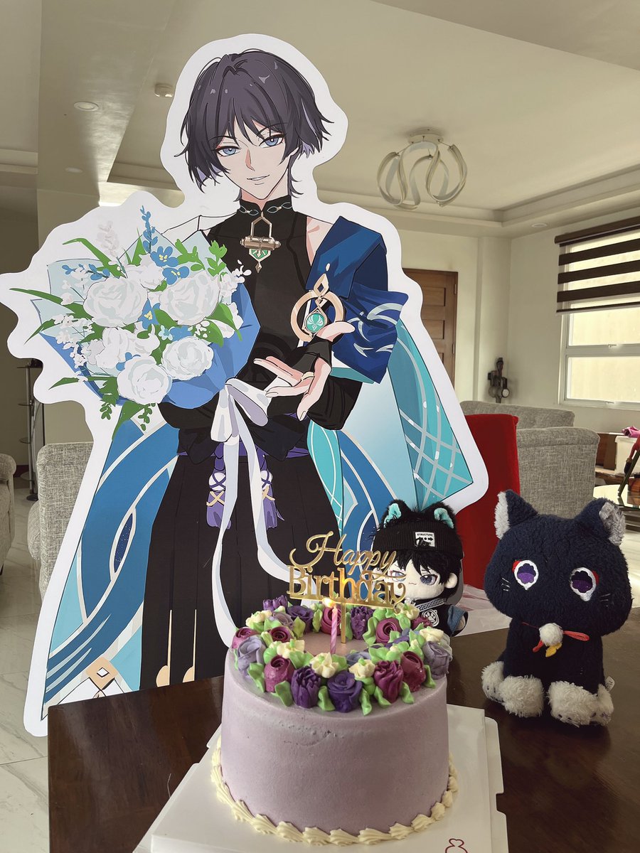 Happy birthday to Wanderer !! I wuv him so much