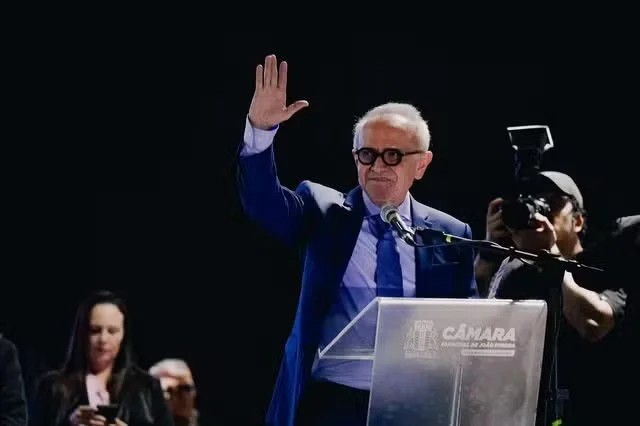 Cícero Lucena toma posse para 4º mandato como prefeito de João Pessoa  conexaopb.com.br/noticias.php?i…