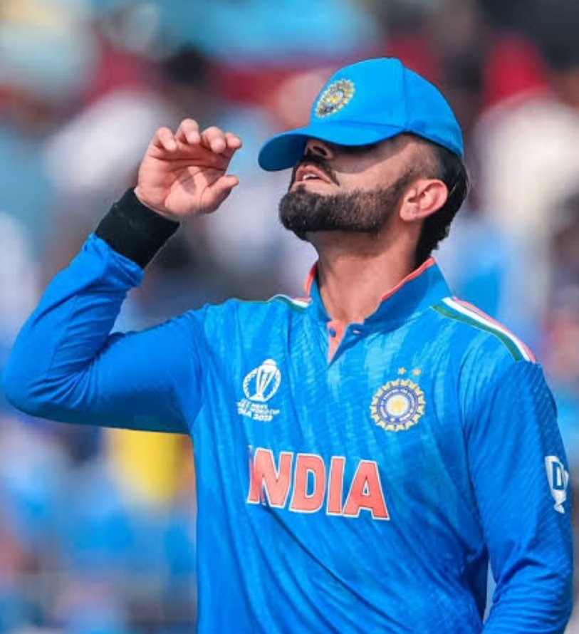 lizzer01's tweet photo. Don’t troll him, look at yourself first.
Have you done even 0.1% of what Virat has done for the country?
You just sit on your phone and talk nonsense, have you ever done anything for the nation?
Support Virat Kohli!

#SupportVirat #Respect 🇮🇳💯 #DoSomethingForTheNation #StopTheTrolling #INDvsAUS