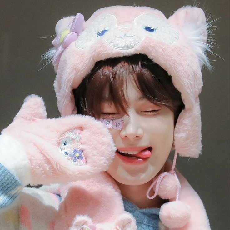 him:                         the owner of the bag: