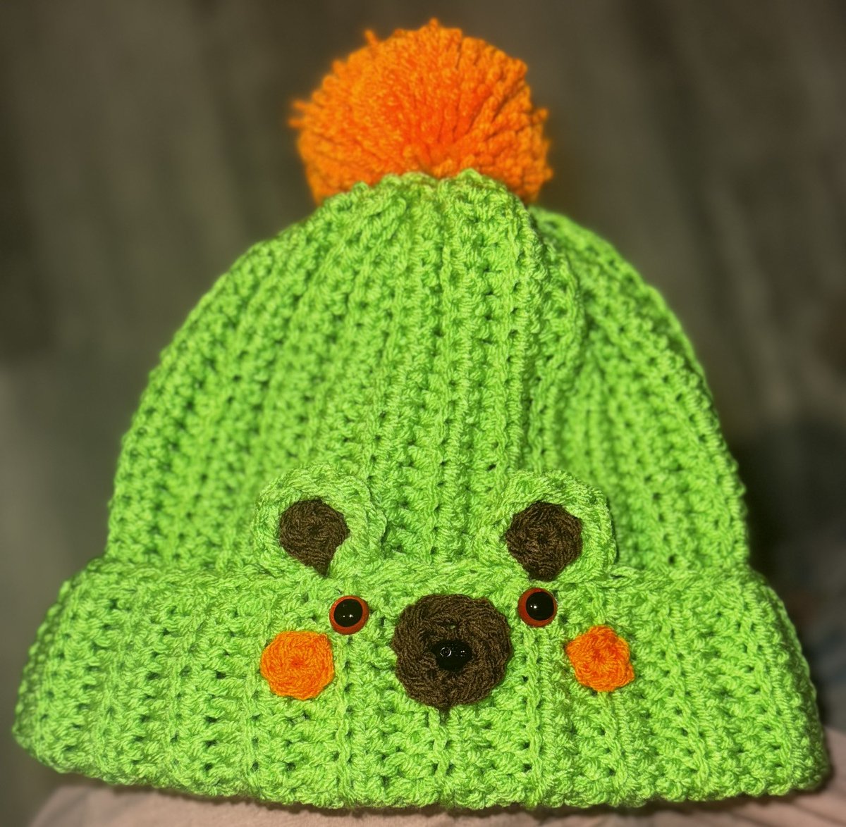 evansfelicia06's tweet photo. New!!!! 🧡❤️💚🐻🐻🐻🐻
I love these hats soooo much!!!! Haha this one might be my fav! lol haha @ReneeCrochet23 https://t.co/iU9Y2Oe5nI