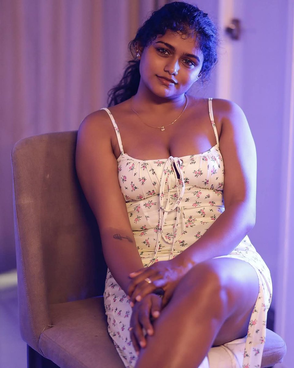 Billiee_Butcher's tweet photo. Rahini 💥
#rahini #duskybeauty #actresshot #actressdelight #actresshub #tamil #actress #model https://t.co/kKtQafeGXL