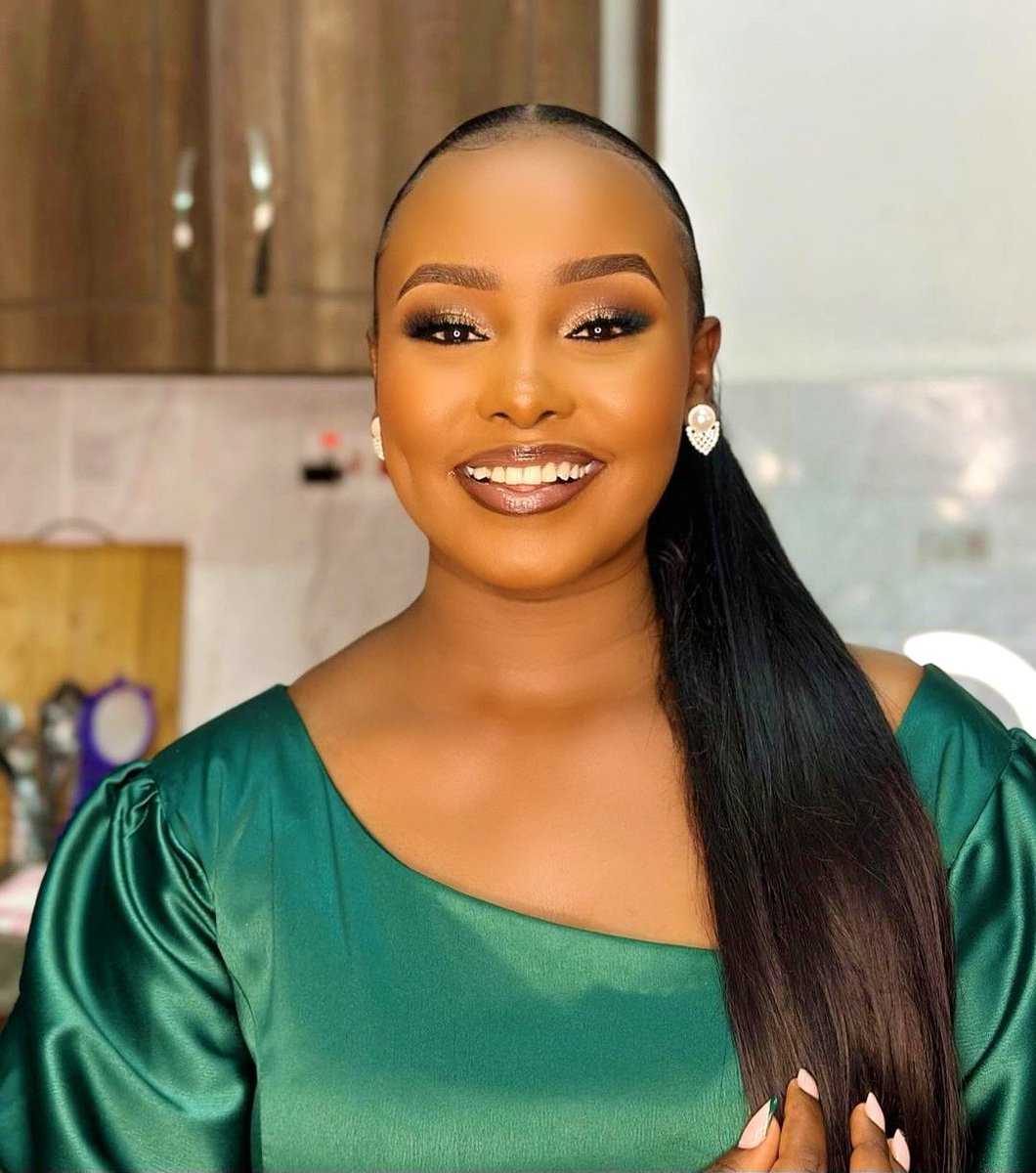 Utterly grateful for a new year in a brand new age! May this year be all that we pray for. Abundance, favor, ease, clarity, joy in the big and little moments, excellent and higher vibration💫
#HappyNewYear2025 #HappyNewYear to you all! 

#WNG🌍