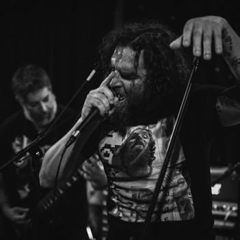 MusicaEnPalabr1's tweet photo. - Harken - "Heaven’s Loss"
- @vxshaal - "Hero"
- ANNA8ELLE - "I am her"
- The Gerry Farrow Band - "Mountains" https://t.co/1vKVLzEk9C