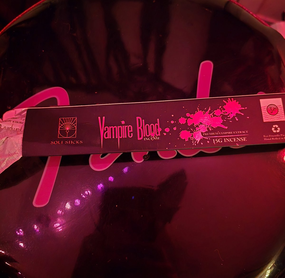 Ember319098's tweet photo. Ok, here to promote something!
This is like the best incense other than temple of India https://t.co/0ClMdfNuSB