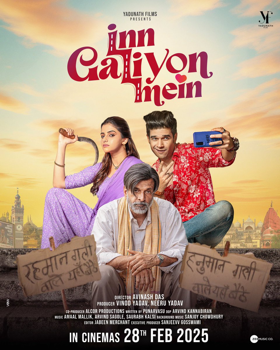 #InnGaliyonMein, a #YadunathhFilms production, is a romantic drama that intertwines themes of love, society, and the impact of social media. 🎬
This film promises to captivate audiences with its compelling narrative. Starring the incredible Jaaved Jaaferi, #VivaanShah, and