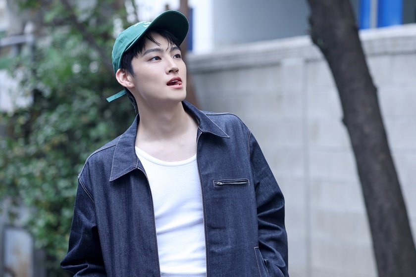ParadiseDef's tweet photo. 20y #GOT7JBDay 
21y #23YearsWithDefJB
22y #SexyLeaderJBDay
23y #BestLeaderJBday
24y #ChicAndSexyJBDay
25y #CutieSexyJBDay
26y #IThinkILoveJBDay
27y #OurMasterpieceJBDay
28y #BTWitsJAYBday
29y #LivingThisLifeWithJAYB
30y #HAPPYJAEB30MDAY
31y 👀
#JAYB #제이비 @jaybnow_hr https://t.co/Fef8VLEU9X