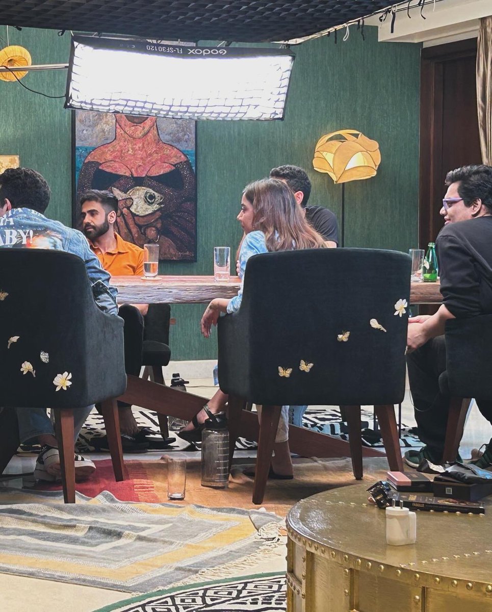 MaginAbheet's tweet image. 2023: Helped scale WTF Pod YT to 600K+.
2024: Helped scale GrowthX YT to 500K+
Grateful to work with some of the best minds in the country.
The goal is to build something of best business content IPs India will ever see.
Heads down. Lot to work on.
Learning doesn’t stop.