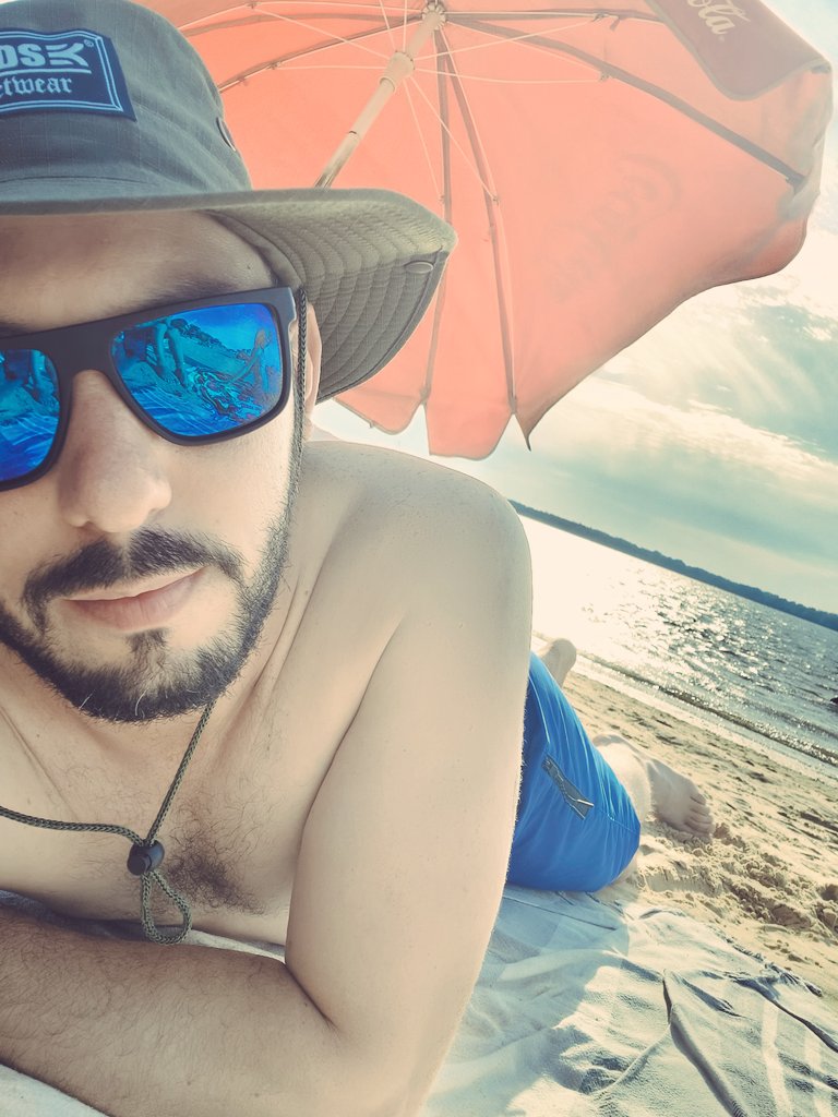 AlexisAniVe's tweet photo. No llegamos a Basil, peeeeroo... hubo playita jajaja https://t.co/V0m5S9jKwf