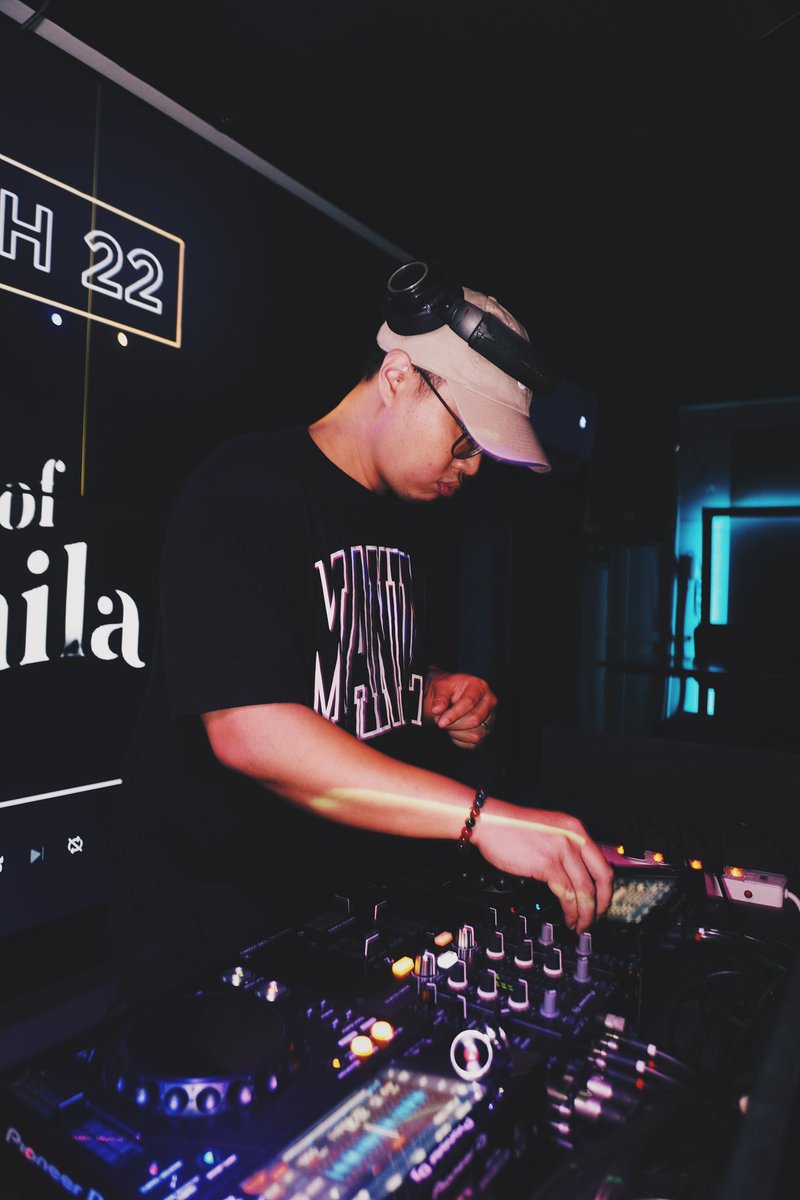 HNY! 🎆 Jan 2025 DJ Gig Schedule 🎧

Jan 17 (8pm-10pm) - EBI10, Estancia, Pasig
Jan 24 (8pm-10pm) - INT.Bar/EXT.Cafe, Cubao