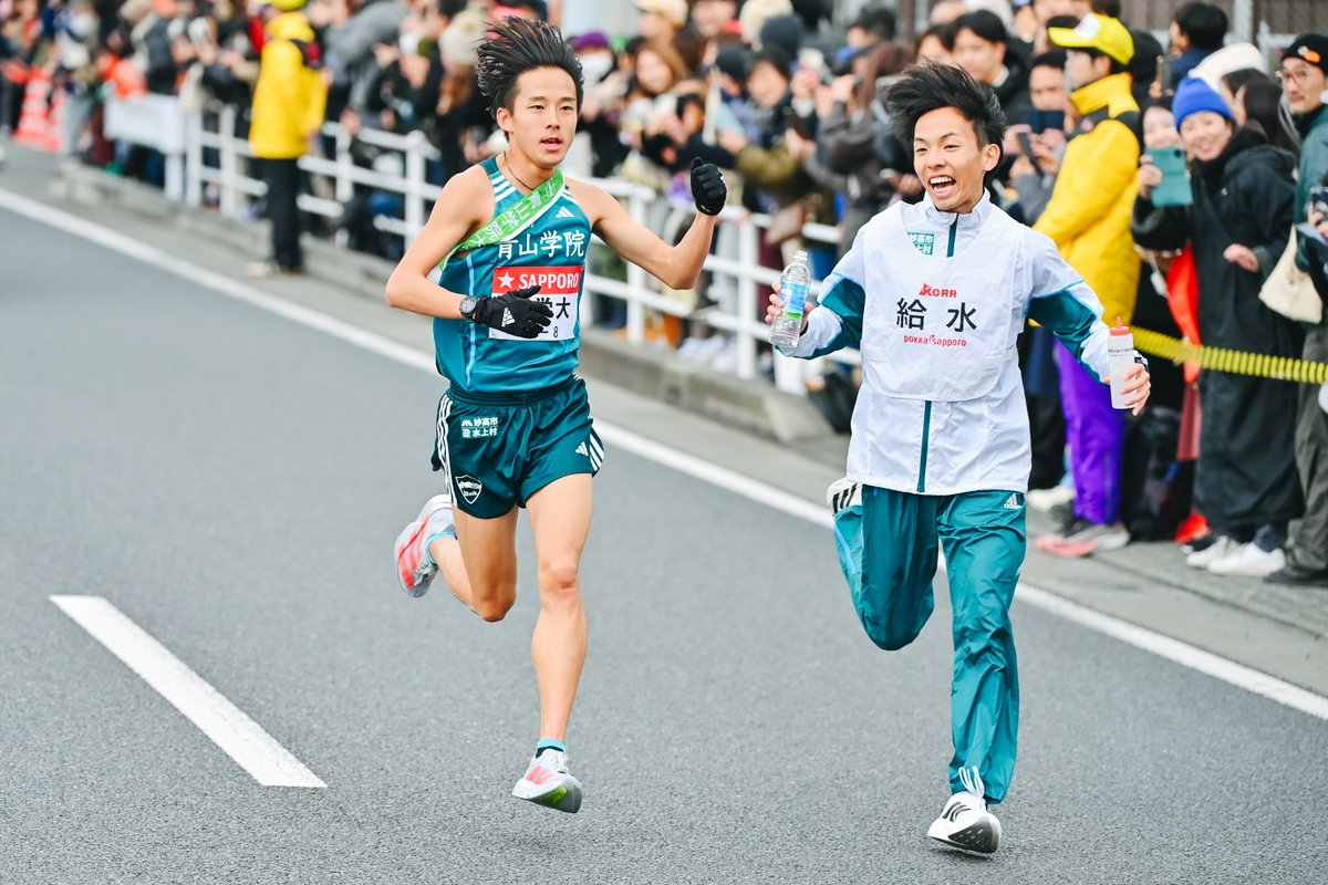 8区 #塩出翔太 選手が区間記録ペースでトップを快走、7km地点で第2位と