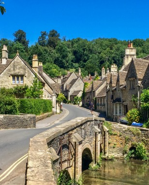 The Cotswolds | Best for: a peaceful countryside retreat perfect for Valentine's Day weekend! 💙🧡💛💜🩷

thehotelguru.com/best-hotels/un…

#romantichotel #bestplacetostay #cotswolds #cotswoldlife #thehotelguru #luxuryhotels #countryhousehotels #valentinesday