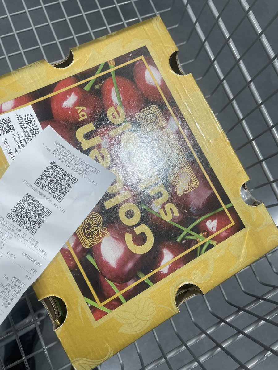 福利姬肉肉滴姐姐分享的黄推图片3 - 网红私拍内容