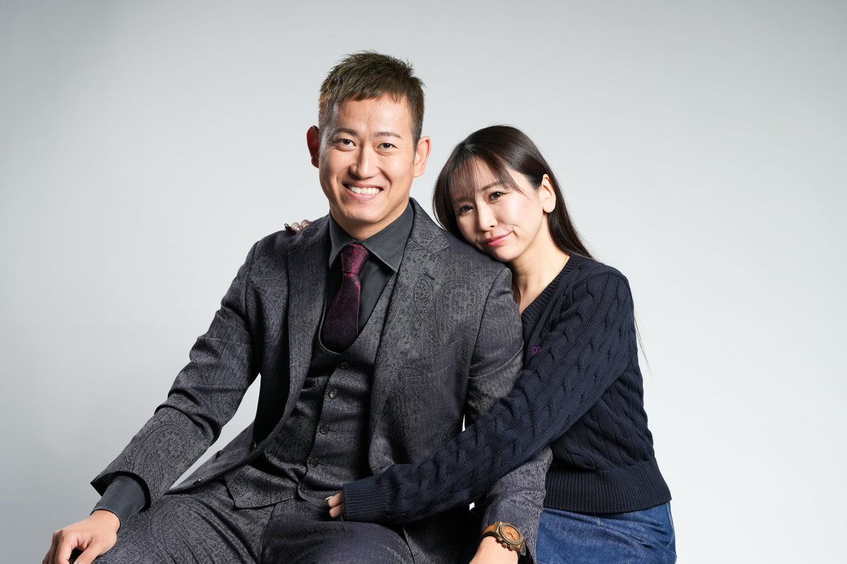 あけましておめでとうございます🐍💛
2025年も脇本雄太の応援、そしてミープロの女の子たちをよろしくお願いいたします🥰
グランプリ前に夫の撮影ついでに撮ってもらったお気に入り写真🫶
夫婦でちゃんとした撮影は結婚式ぶりだったけどたまにはいいね🤭💞
photo by <a href="/ShutaroSJP/">Shutaro Mochizuki</a>