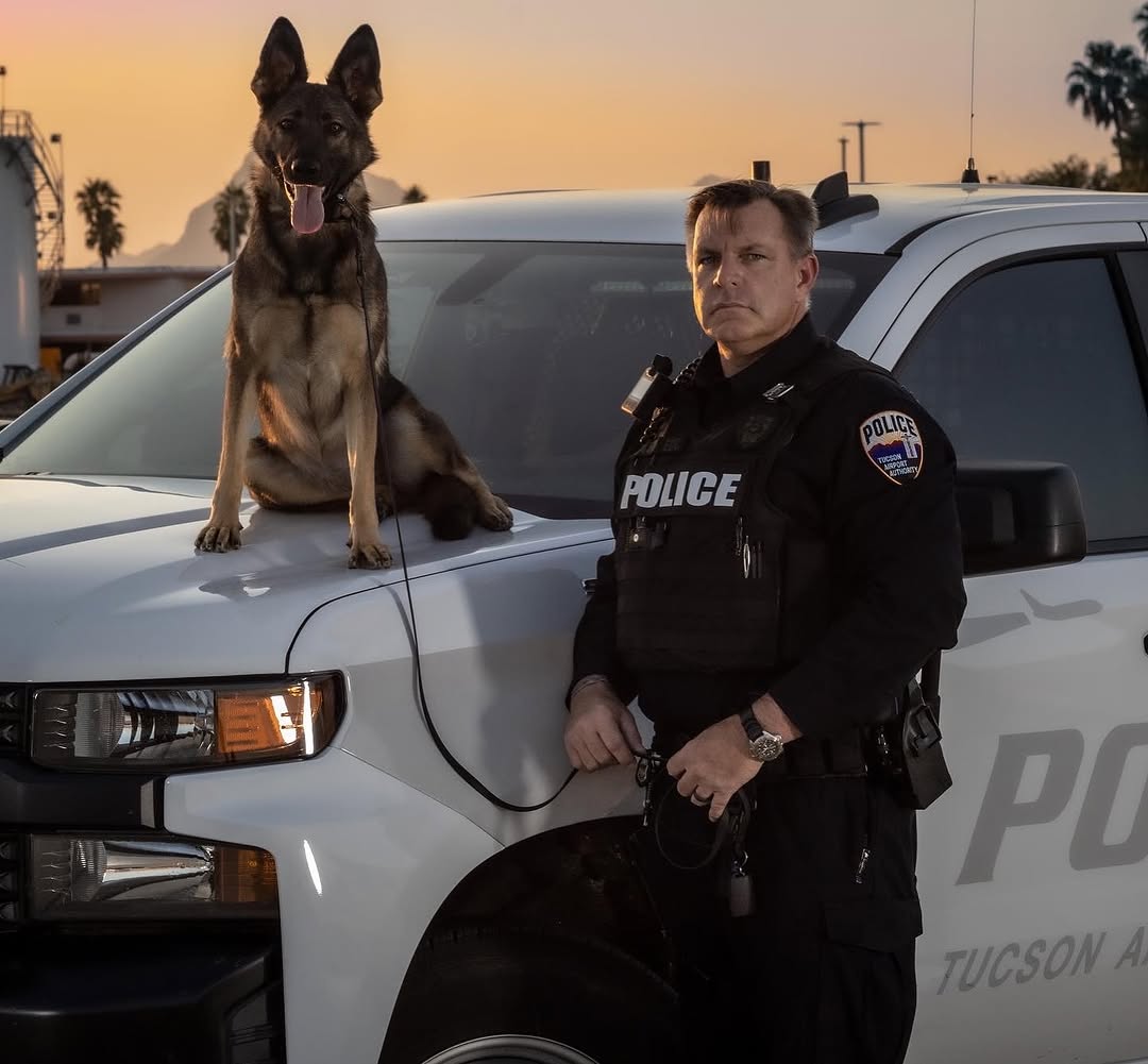Spikesk9fund's tweet image. Spike’s Pack, let’s all wish K9 Yewa a happy retirement! 🐺🎉

Yewa, a single-purpose #ExplosiveDetectionK9, served with the Tucson Airport Authority PD, AZ. She’s a proud beneficiary of our #SpikesSchool &amp;amp; has been an exceptional, hardworking partner to her handler, Gordon.…