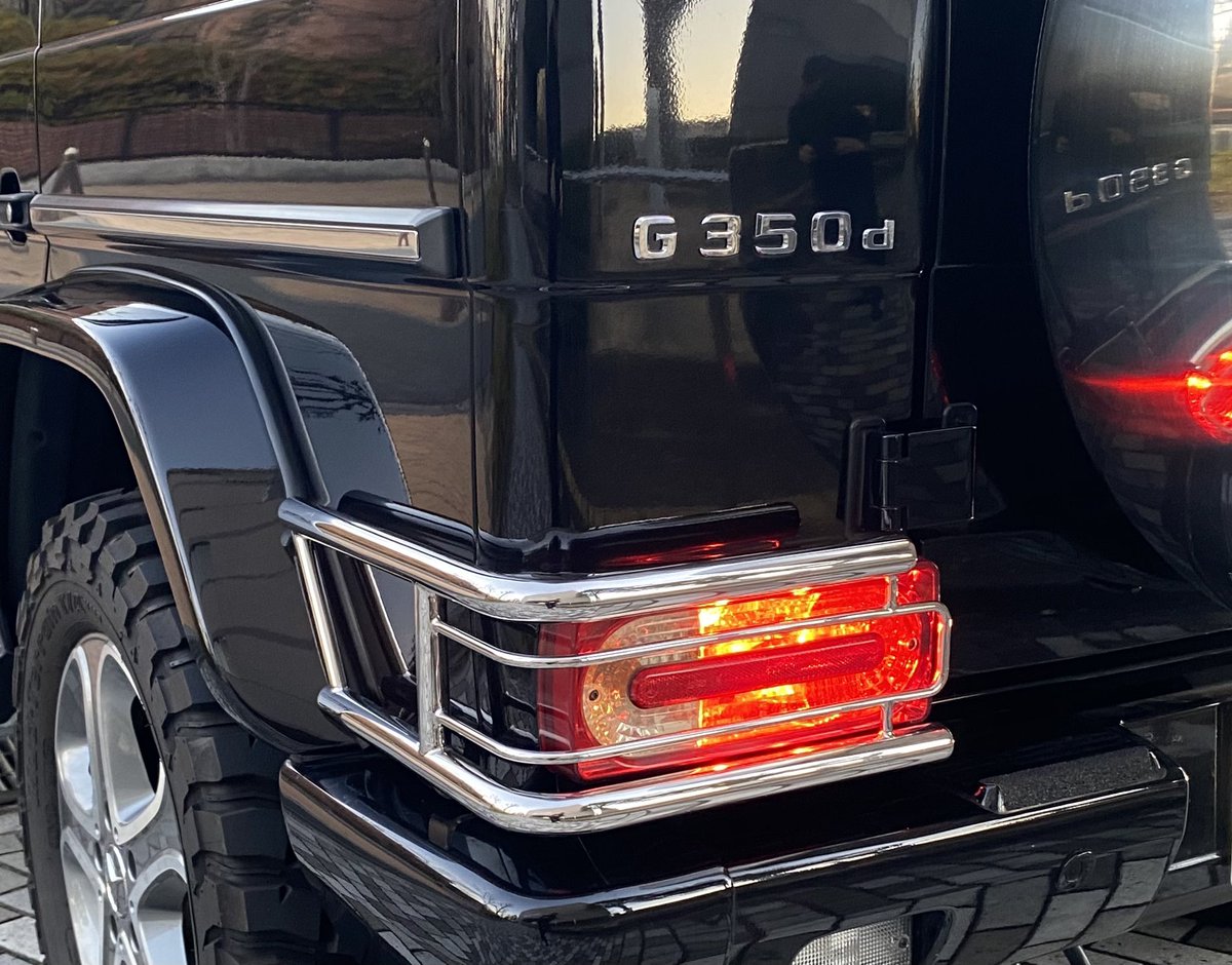 Gクラス ・ラダーフレームは、路面の凸凹や段差を乗り越える際に、岩場などで優れた走破性を発揮する1990年～2018年(w463)前後リジッドアクスルサスペンション。#w463_ラダーフレーム #w463_リジッドアクスル #w463_前後リジッドアクスル2018年最終型 #w463_リジッドアクスルサスペンション